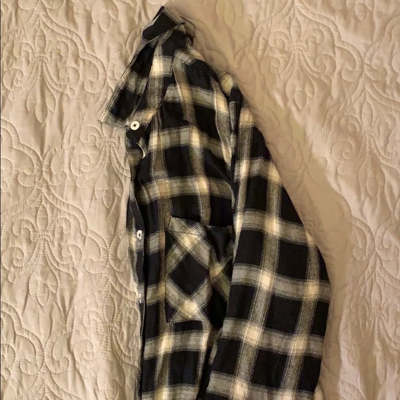 Flannel - Picture 4 of 6